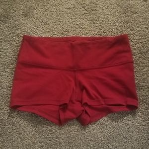 Lululemon athletica size 4 shorts 2.5